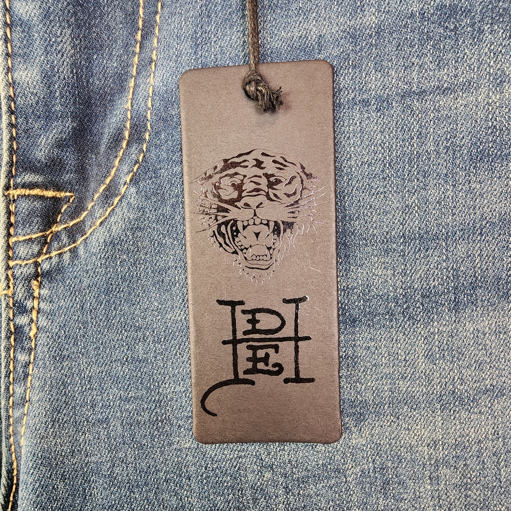 Ed Hardy Wide-Leg Jeans Embroidered Tattoo Graphic Mens Sz 28 WEHD8300-2 NWT - Picture 3 of 16